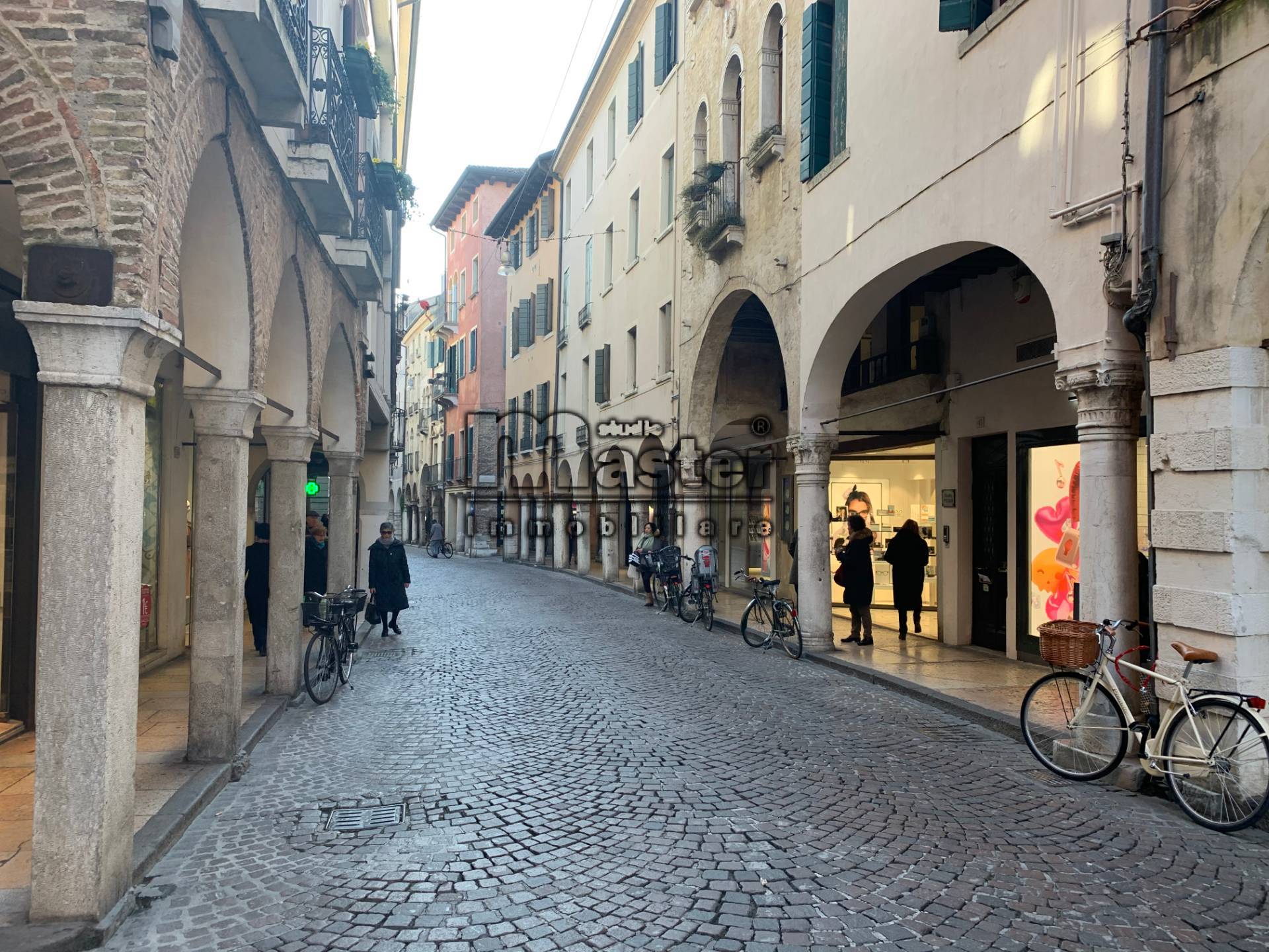 Negozio in affitto a Treviso, Centro storico