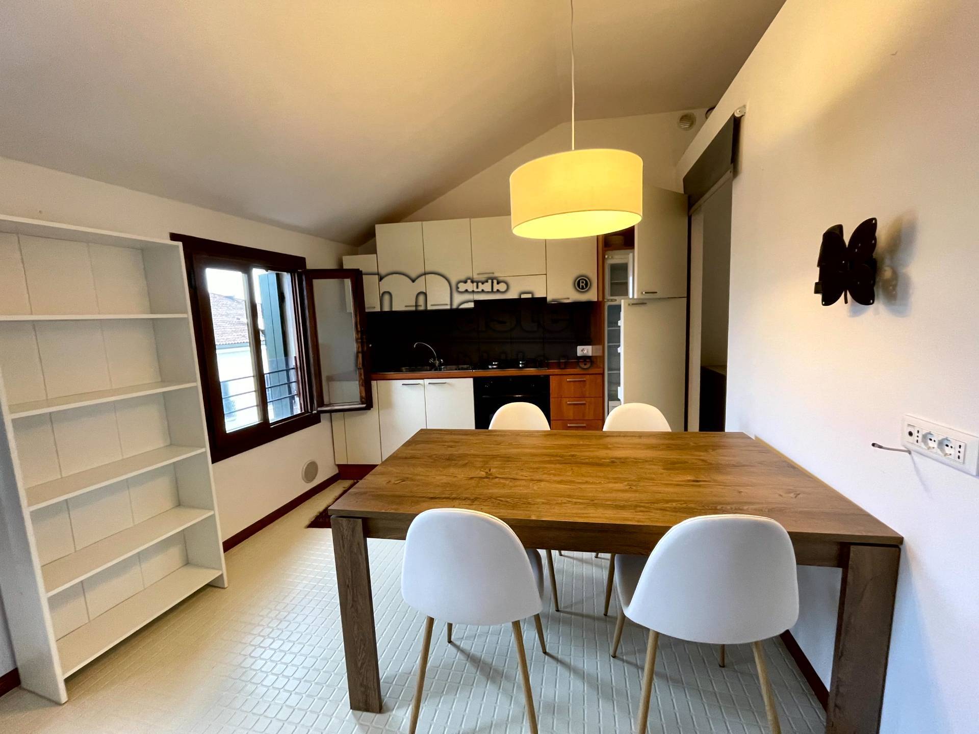 Miniappartamento in affitto a Treviso, Centro storico