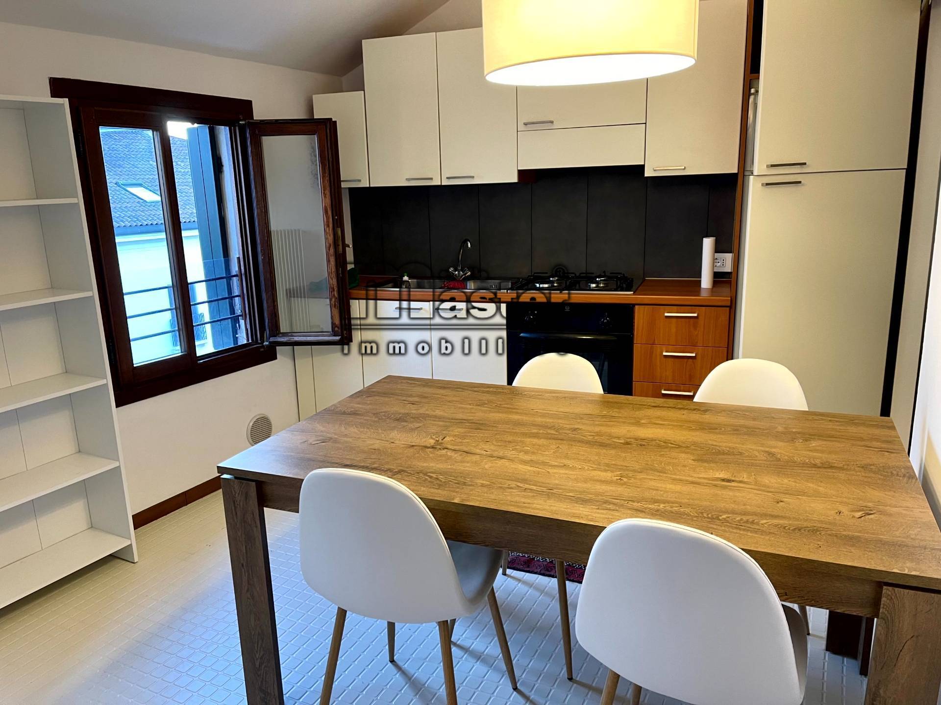 Miniappartamento in affitto a Treviso, Centro storico