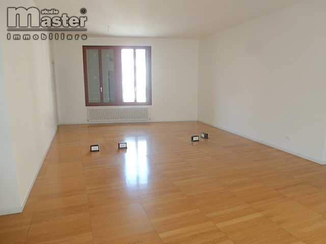 Studio/Ufficio in affitto a Treviso, Centro storico