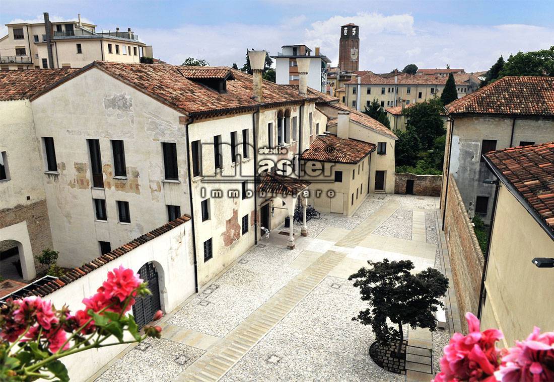 Appartamento 3 camere in affitto a Treviso, Centro storico