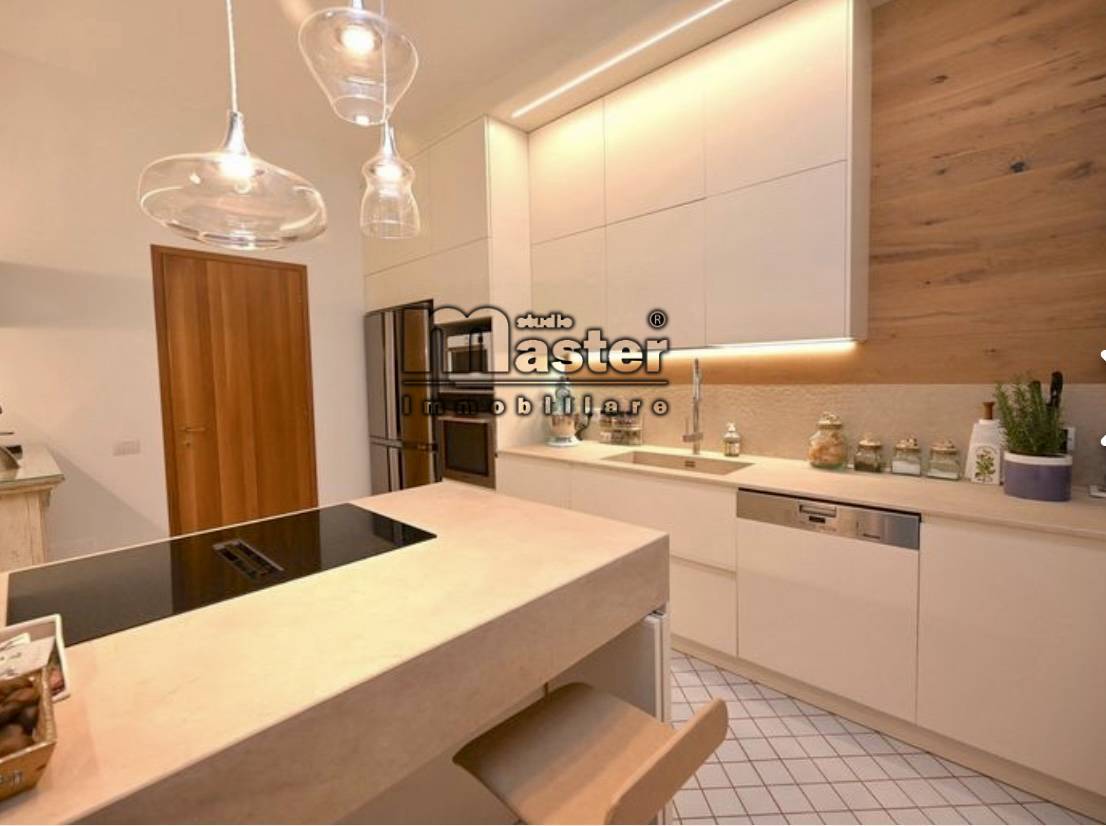 Appartamento 3 camere in vendita a Treviso, Centro storico