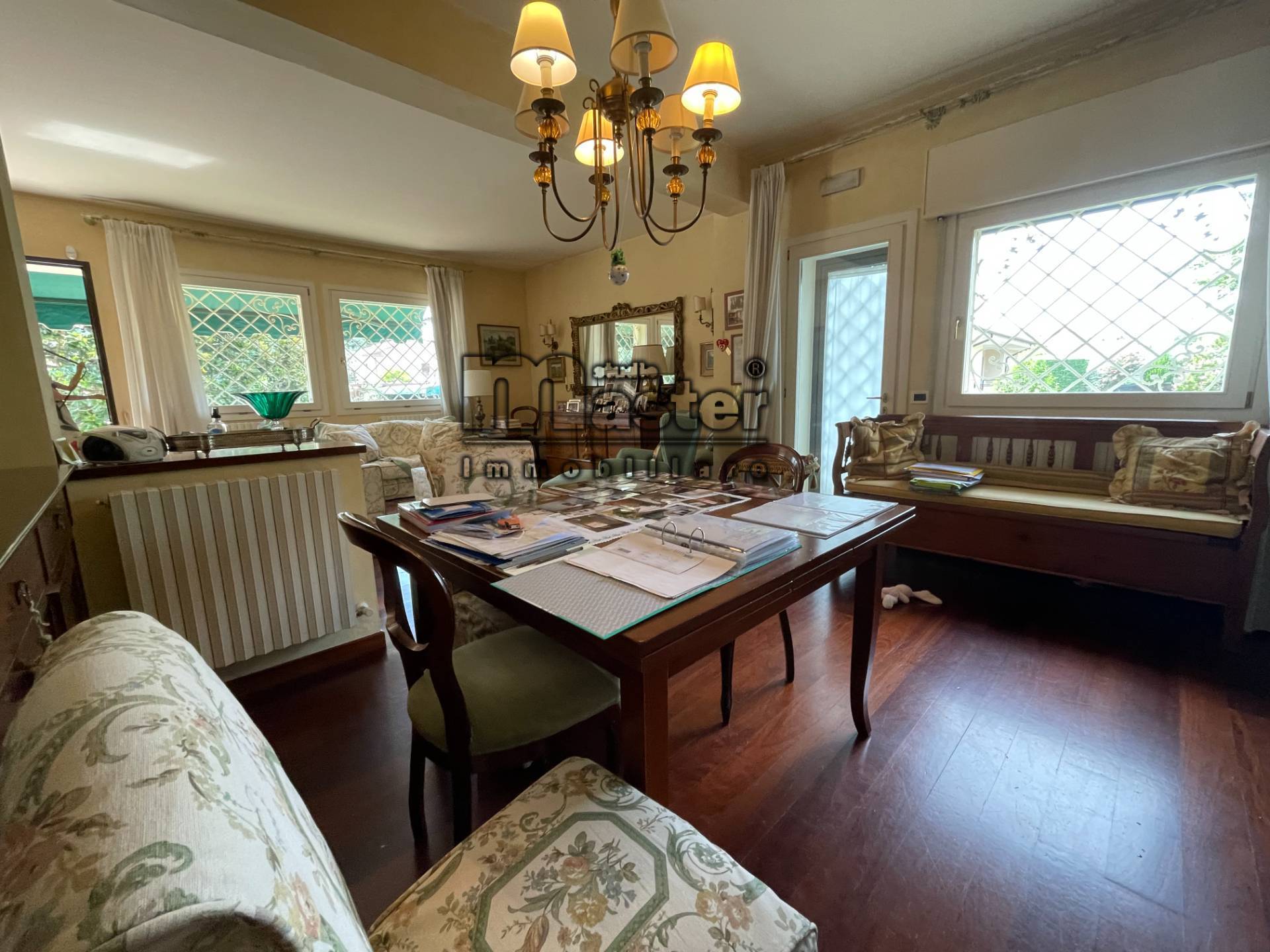 Villa in vendita a Treviso, Via Montello