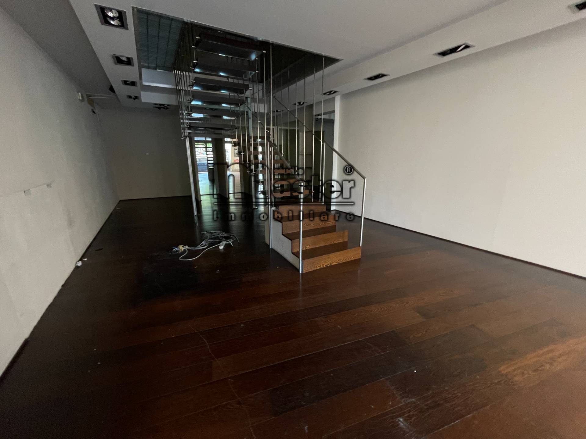 Negozio in affitto a Treviso, Centro storico