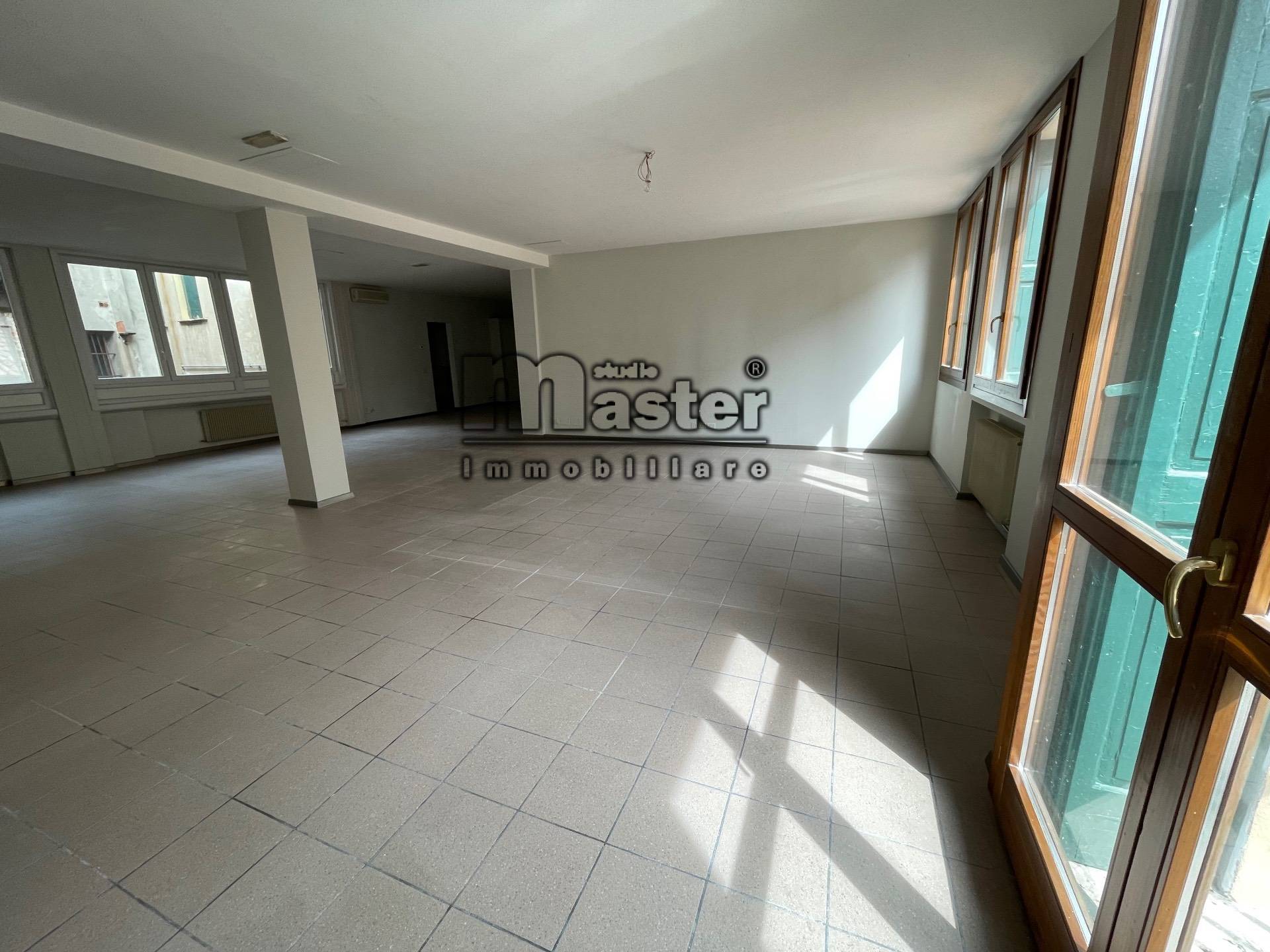 Studio/Ufficio in affitto a Treviso, Centro storico