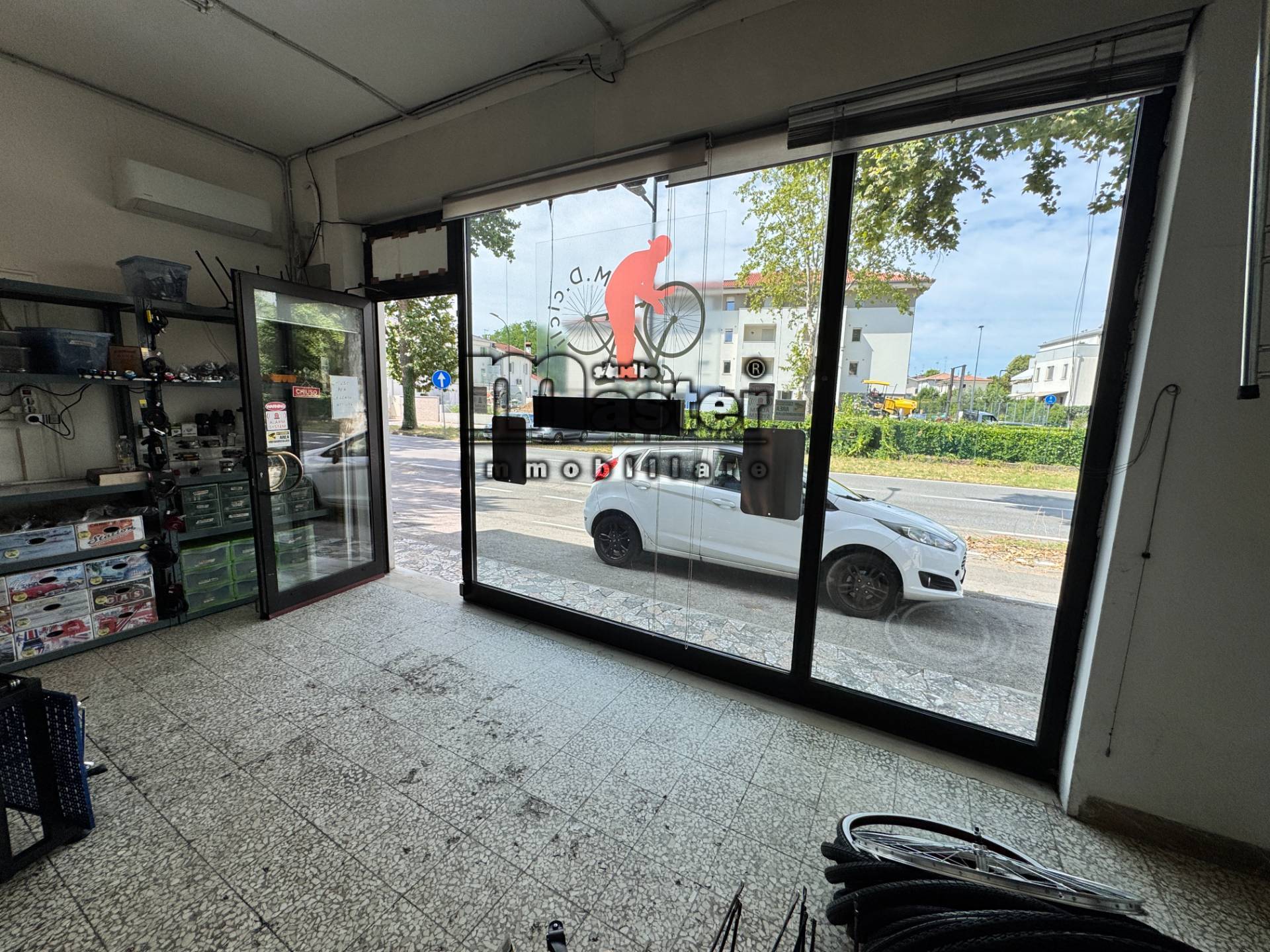 Negozio in vendita a Treviso, Fuori Mura Nord