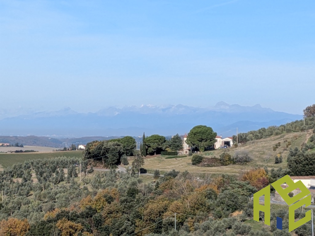 Casa indipendente ristrutturata in piazza della rimembranza, Santa Luce