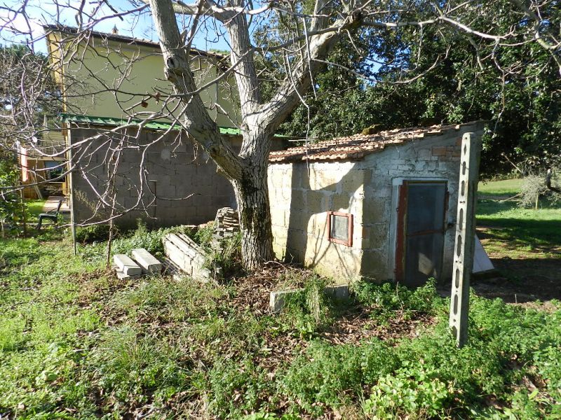 Villa con giardino a Rosignano Marittimo
