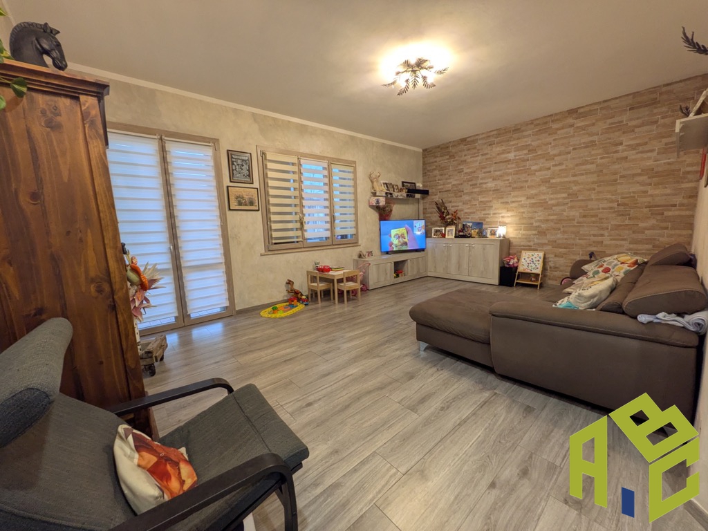 Casa indipendente con giardino a Rosignano Marittimo