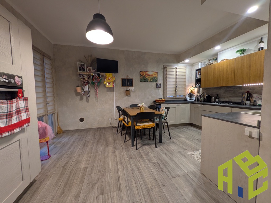 Casa indipendente con giardino a Rosignano Marittimo