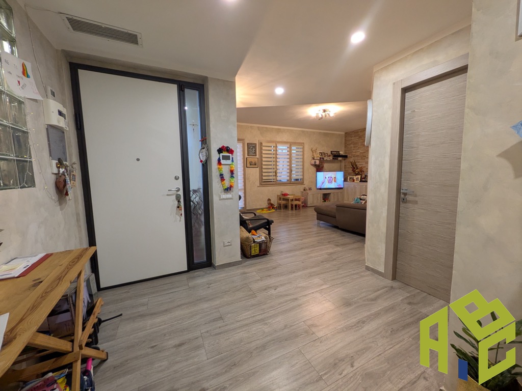 Casa indipendente con giardino a Rosignano Marittimo