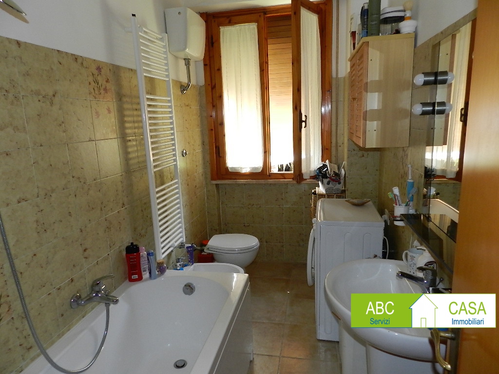 Casa indipendente con giardino a Rosignano Marittimo