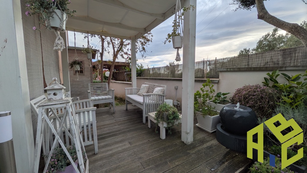 Casa indipendente con giardino in via luigi russo, Rosignano Marittimo