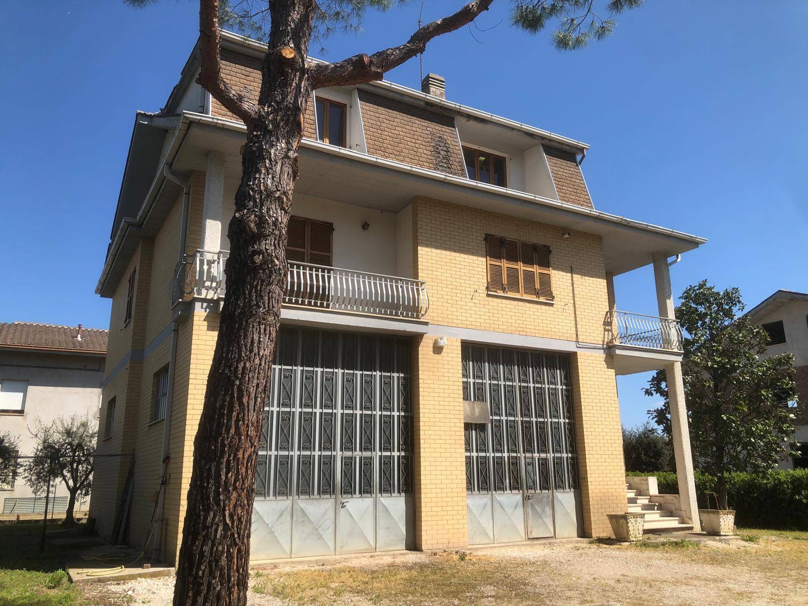 Casa indipendente in vendita a Ortezzano