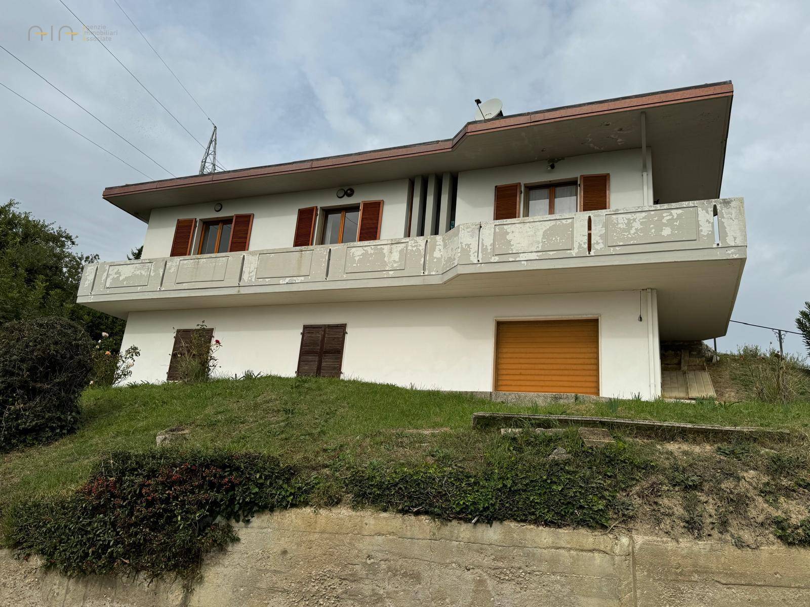 Casa indipendente con terrazzo, Venarotta montana