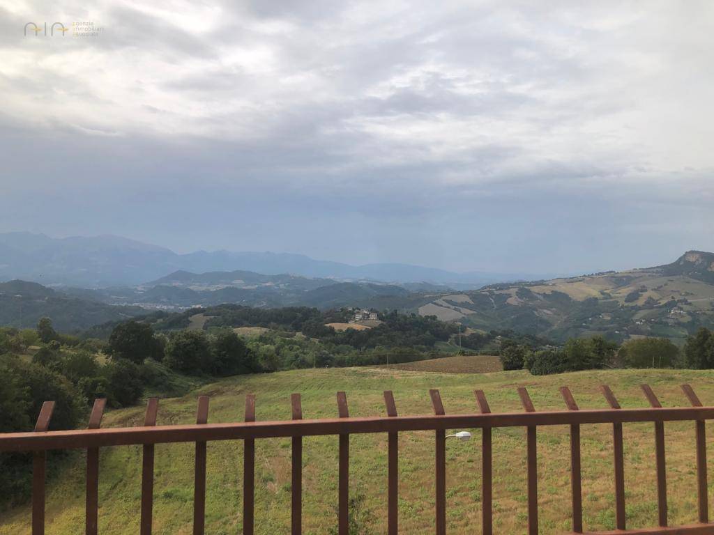 Appartamento in vendita a Force, Collinare