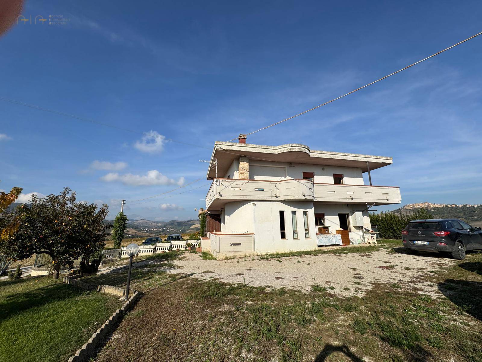 Casa cielo - terra in vendita a Castignano, Collinare