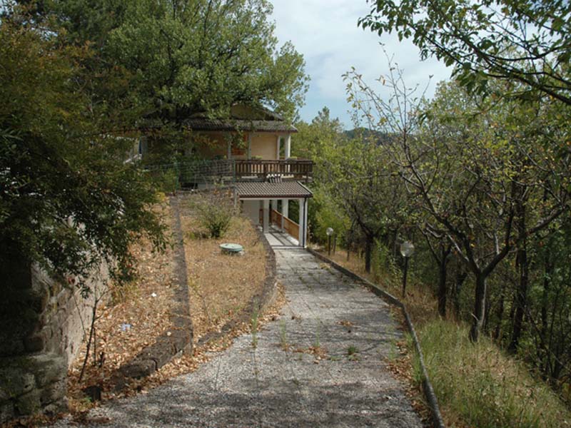 Villino a schiera / bifamiliare in vendita a Montefortino, Montana