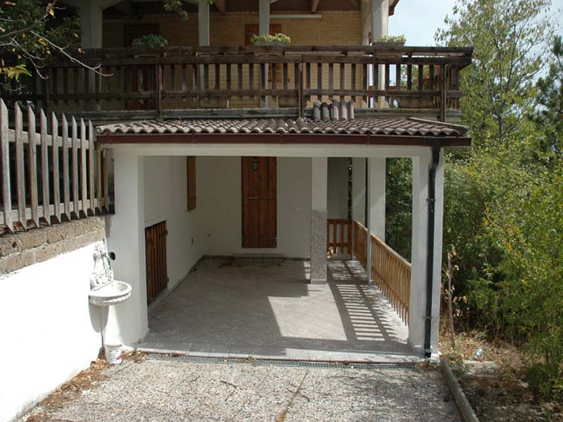 Villino a schiera / bifamiliare in vendita a Montefortino, Montana