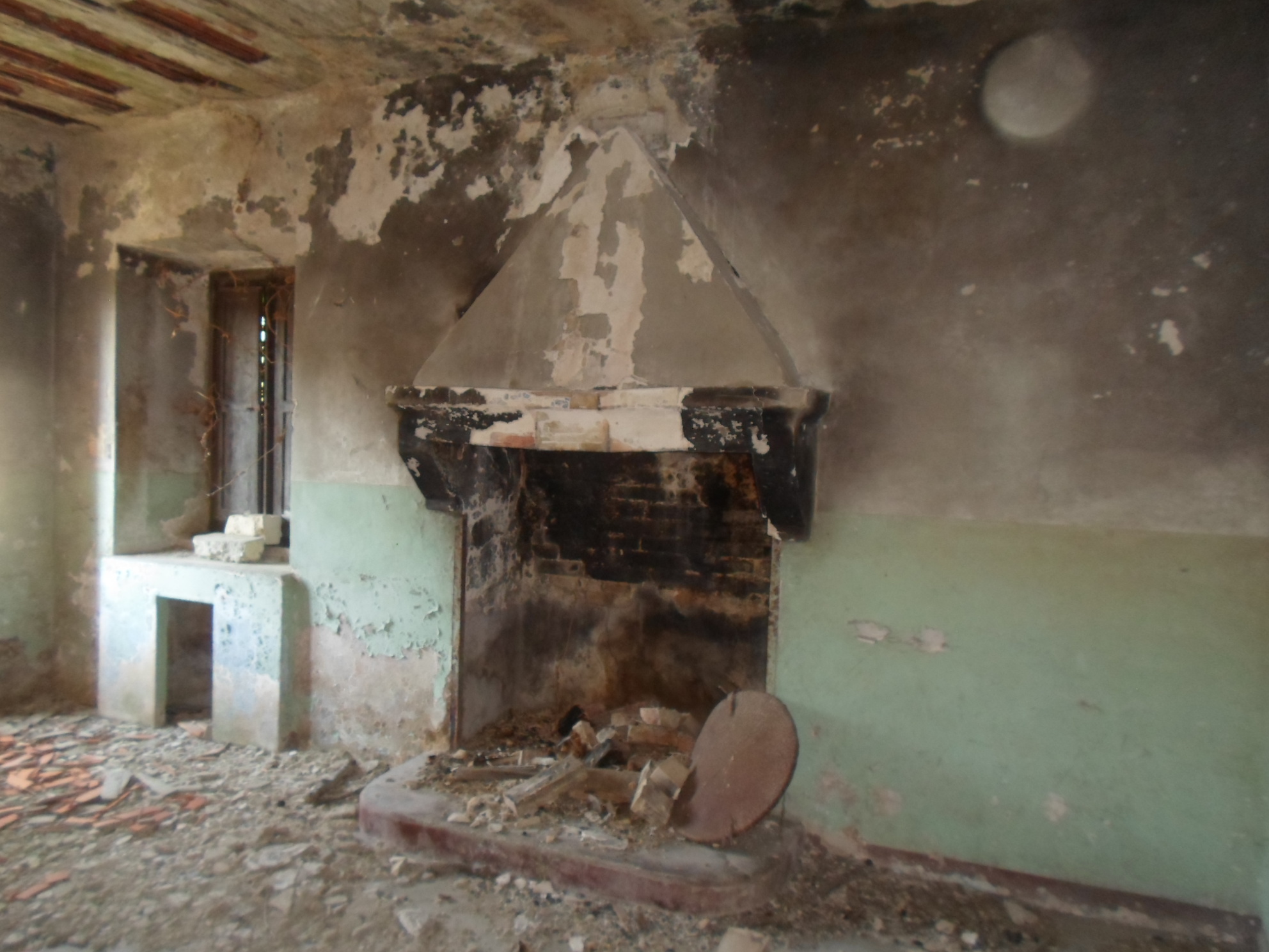 Casale Colonico Rustico in vendita a Montefalcone Appennino, Collinare