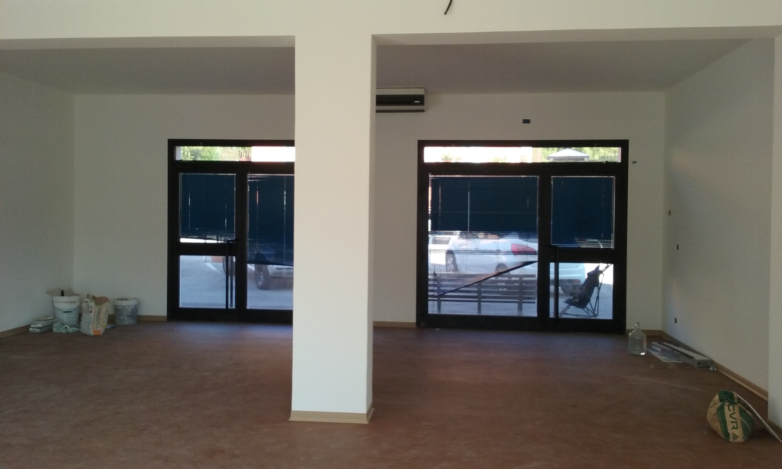 Locale Commerciale in vendita a Comunanza, Centrale / Centro Storico