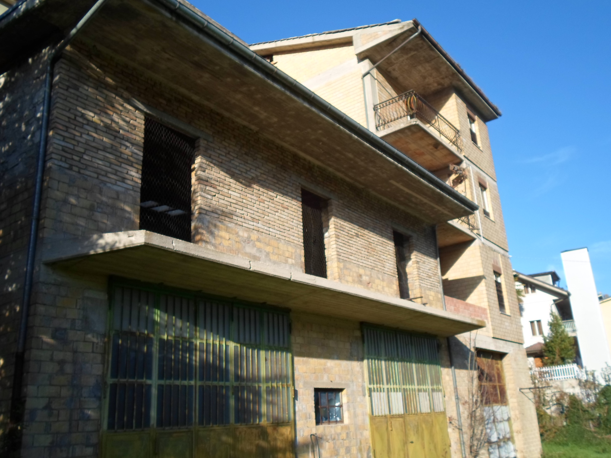 Stabile / Palazzo in vendita a Comunanza, Centrale / Centro Storico