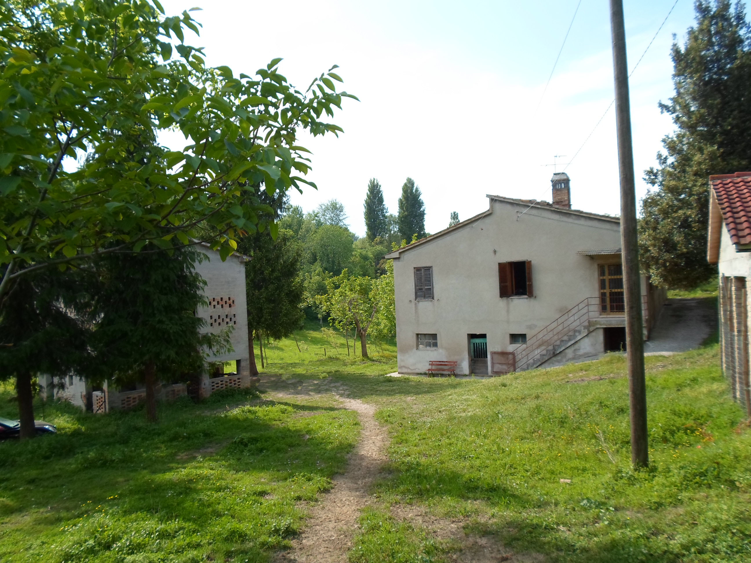 Casale Colonico Rustico in vendita a San Ginesio