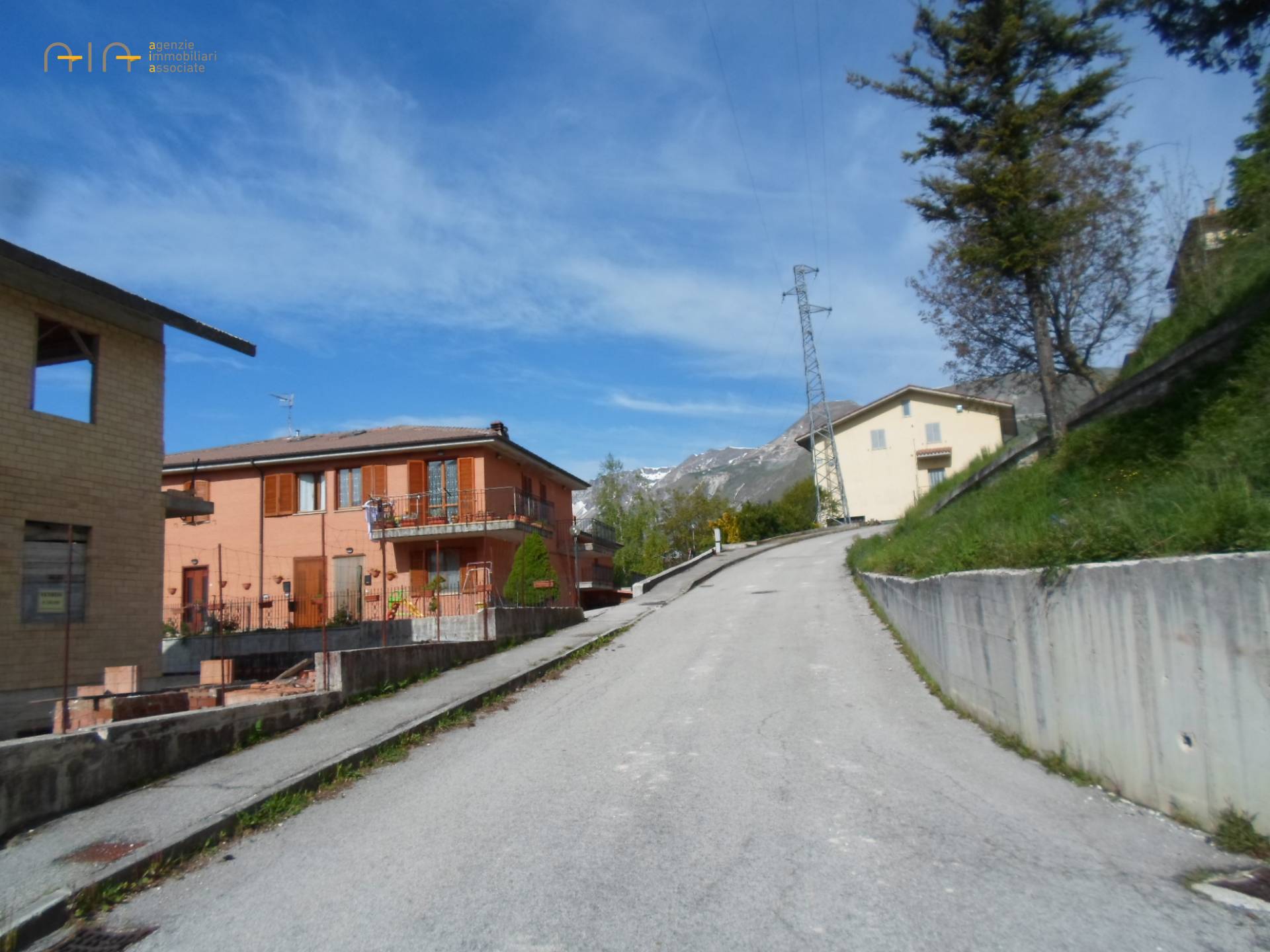Terreno Edificabile Residenziale in vendita a Montemonaco, Centrale / Centro Storico