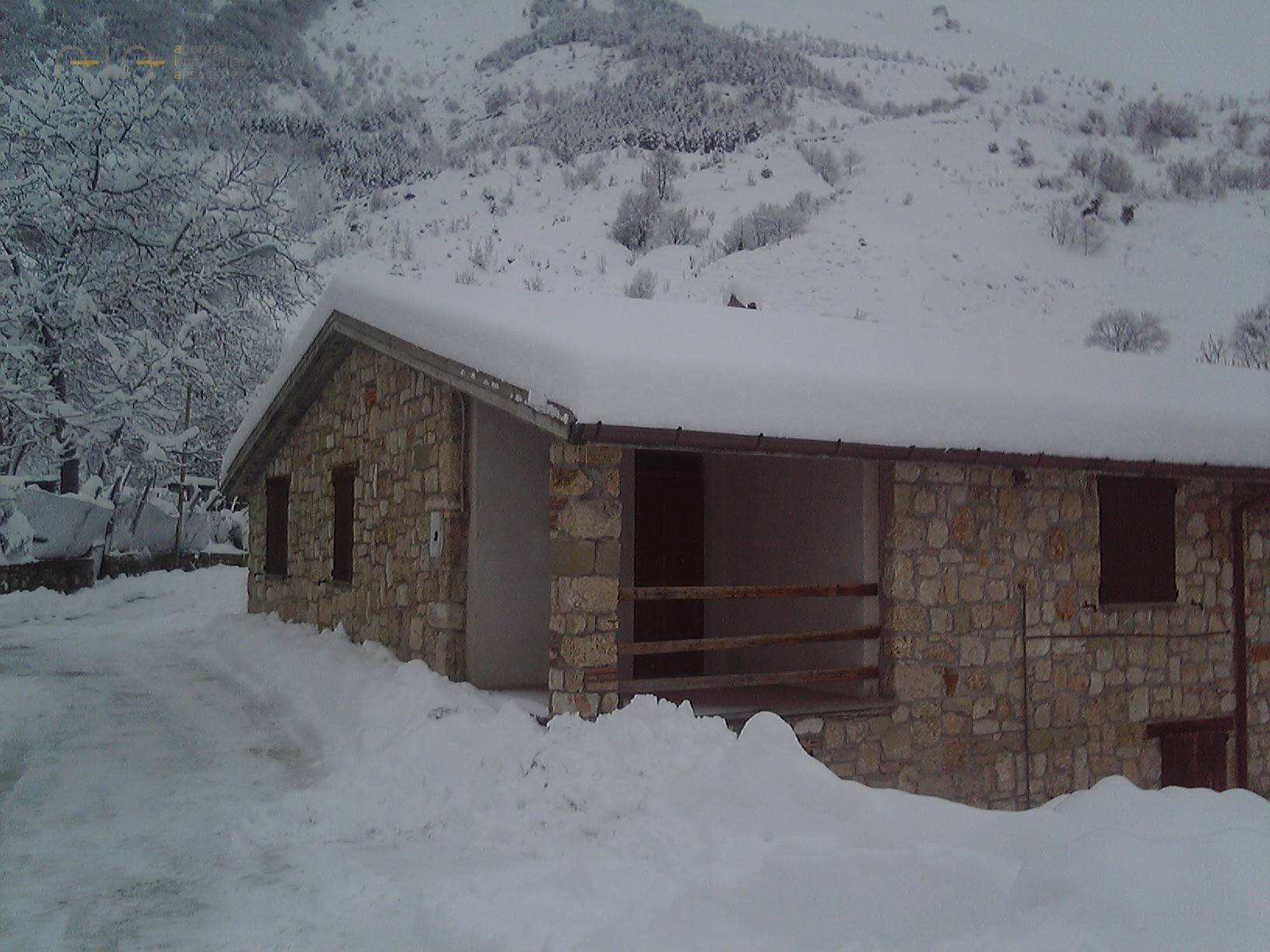 Casale Colonico Rustico in vendita a Montemonaco