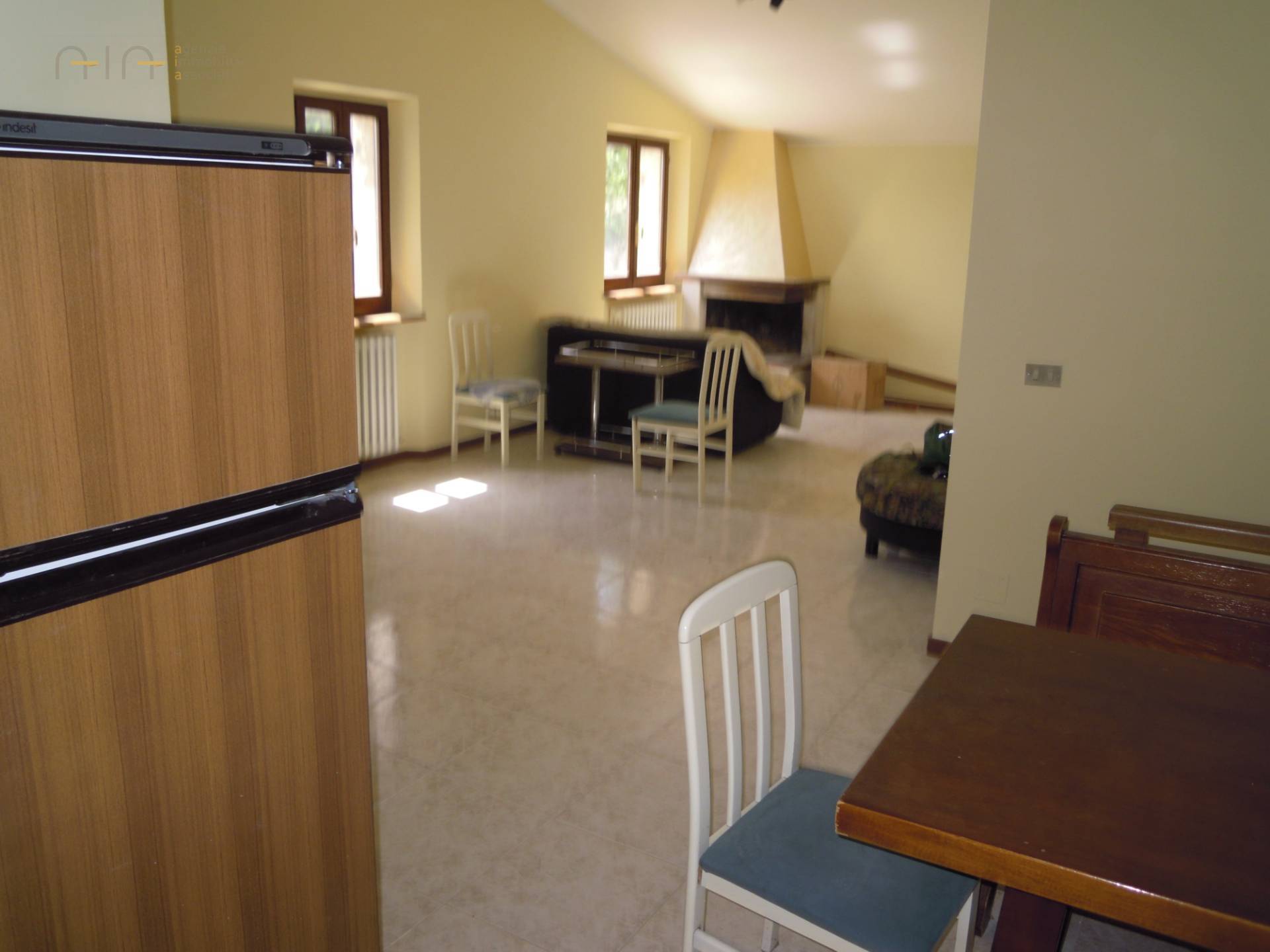 Casale Colonico Rustico in vendita a Montemonaco