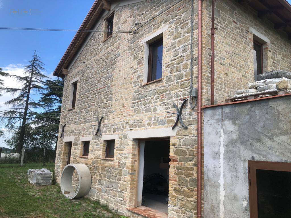 Casa cielo - terra in vendita a Comunanza, Montana