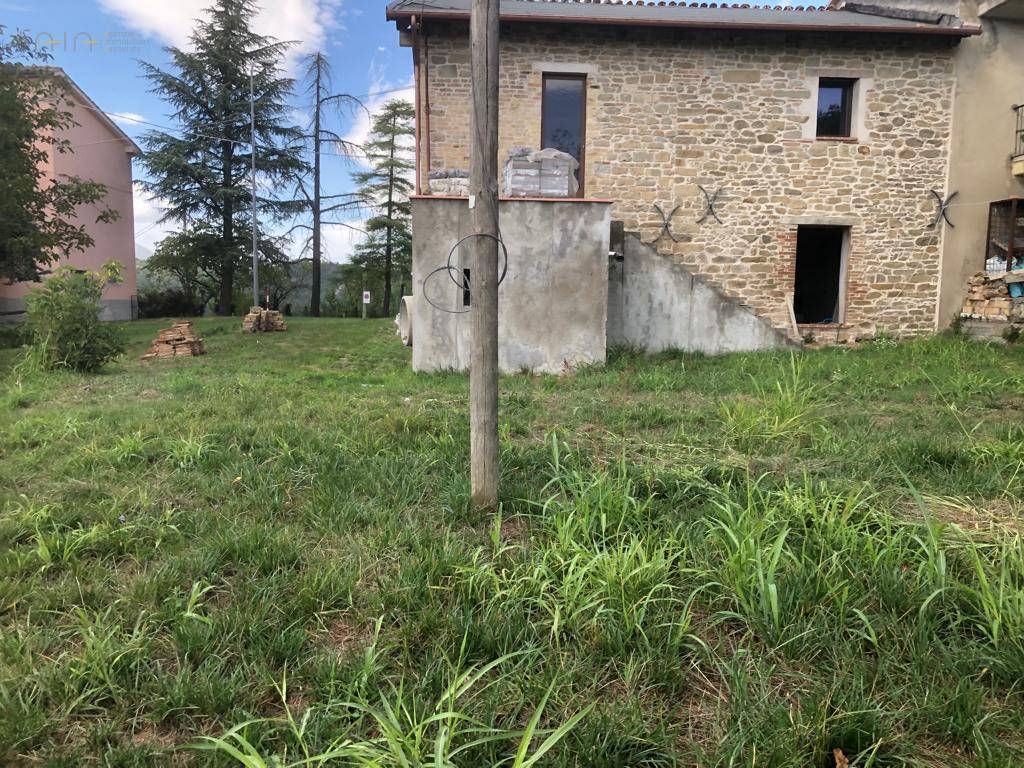 Casa cielo - terra in vendita a Comunanza, Montana