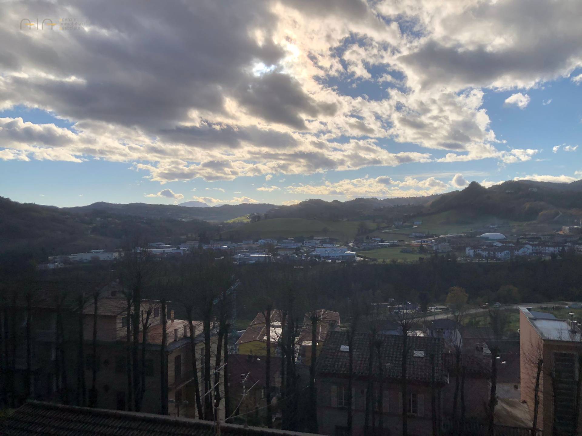 Appartamento in vendita a Amandola, Centrale / Centro Storico