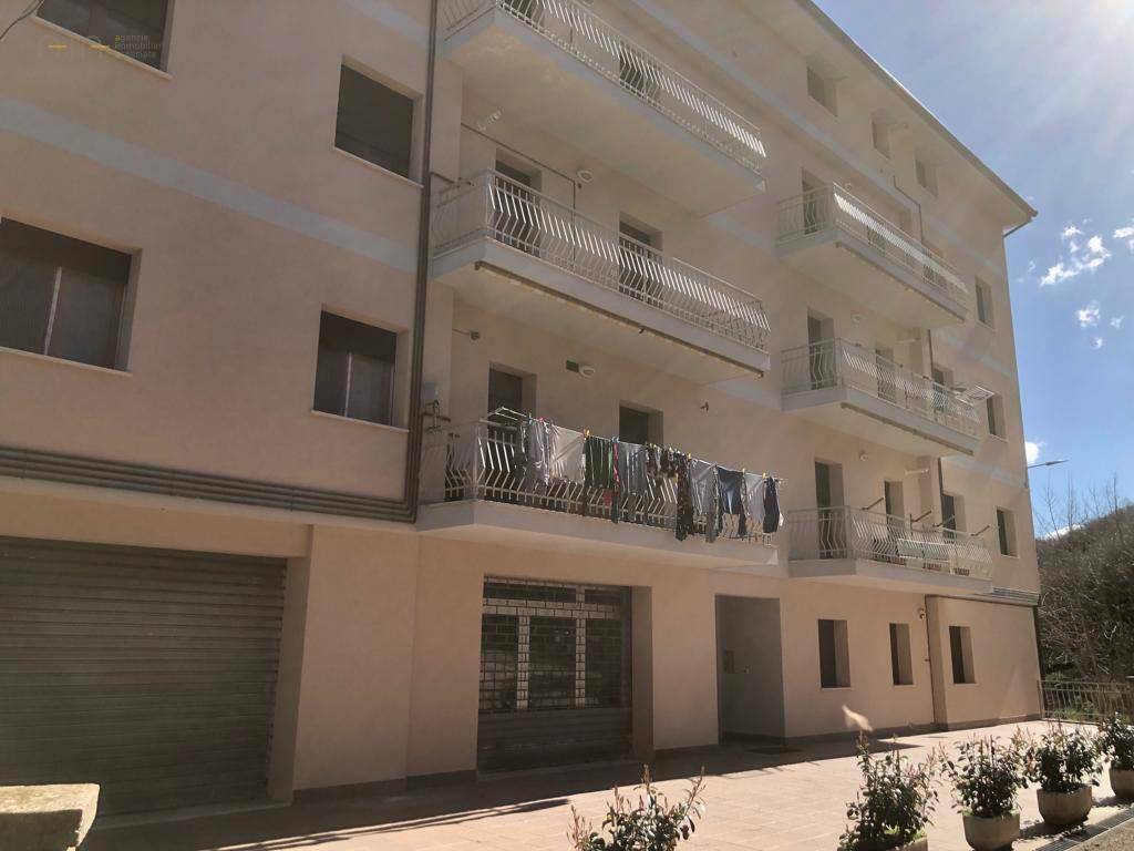 Appartamento in vendita a Montefortino, Centrale / Centro Storico