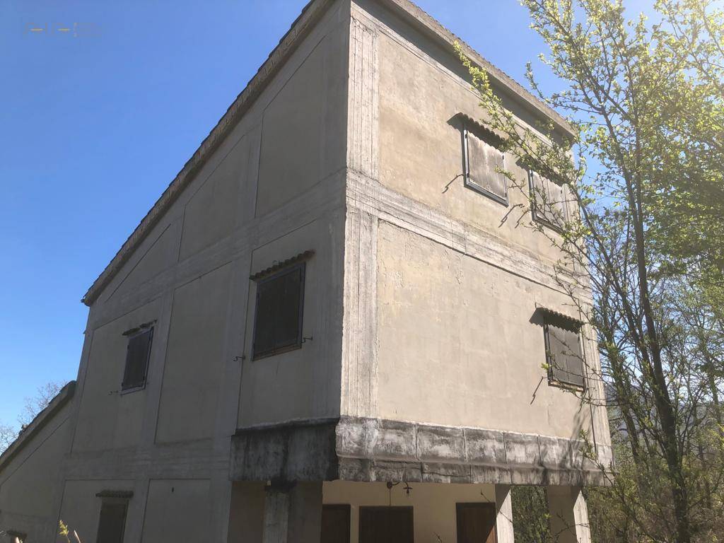 Casa cielo - terra in vendita a Accumoli, Poggio d'Api