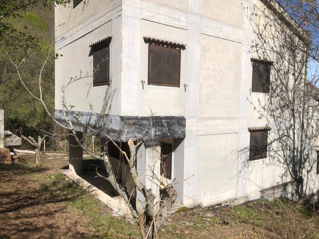 Casa cielo - terra in vendita a Accumoli, Poggio d'Api