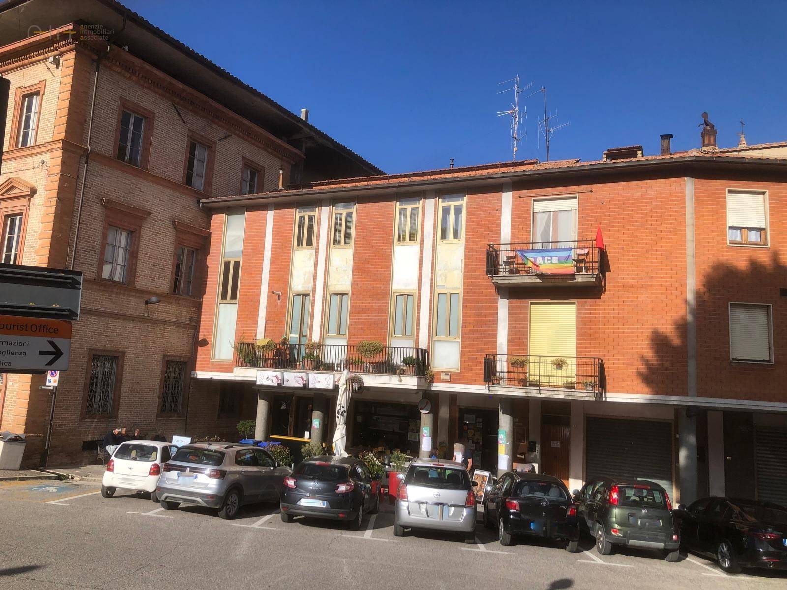 Appartamento in vendita a Comunanza, Centrale / Centro Storico