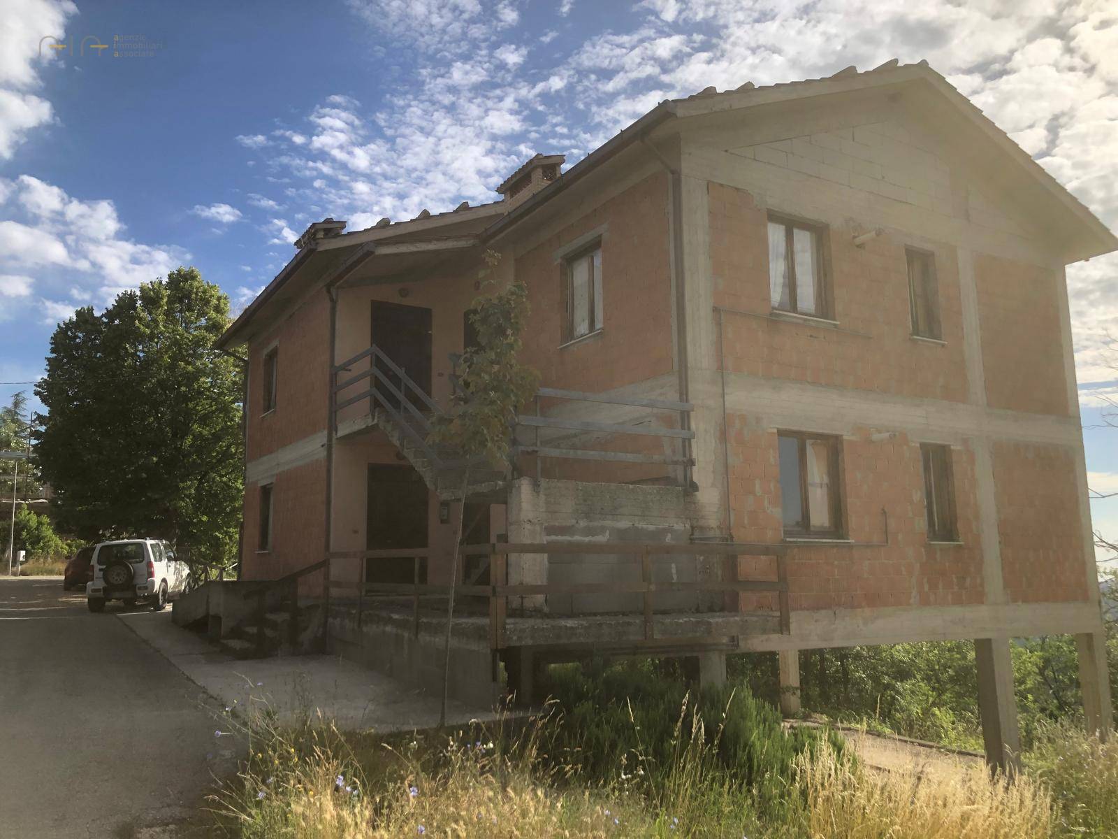 Casa cielo - terra in vendita a Montemonaco, Montana