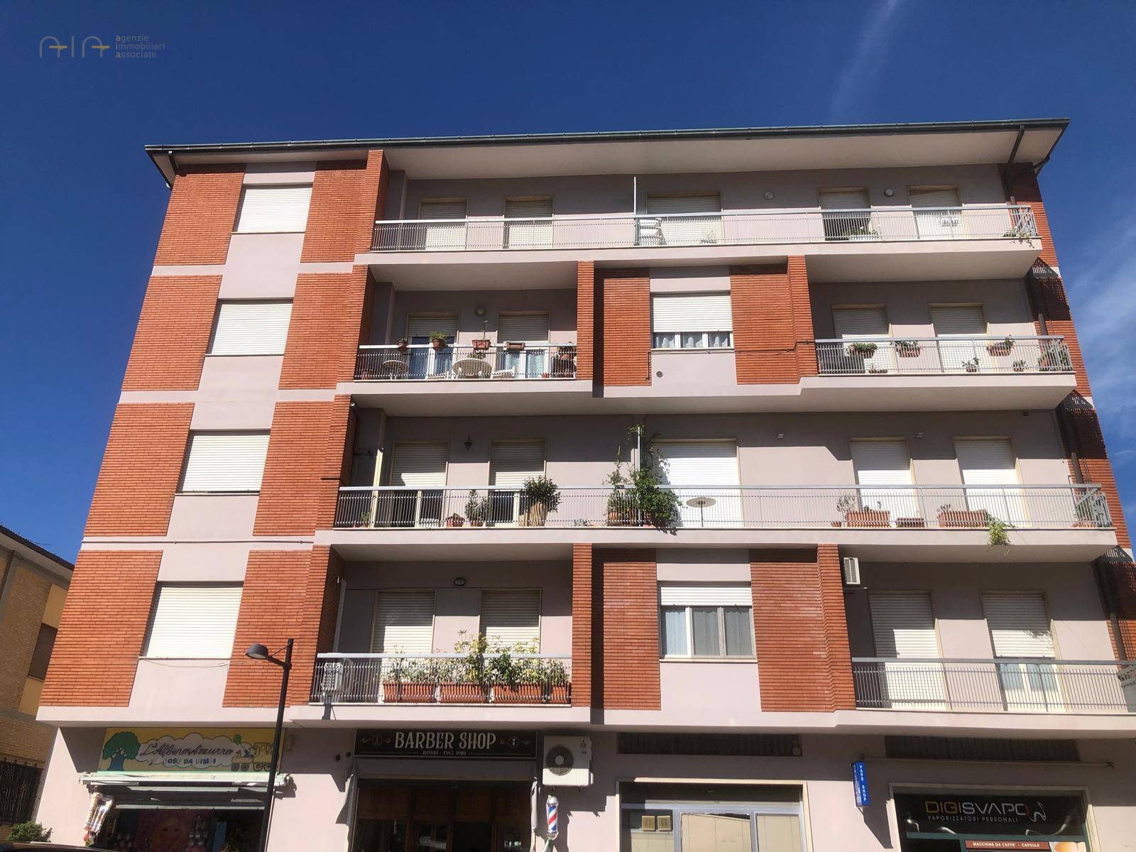 Appartamento in vendita a Comunanza, Centrale / Centro Storico