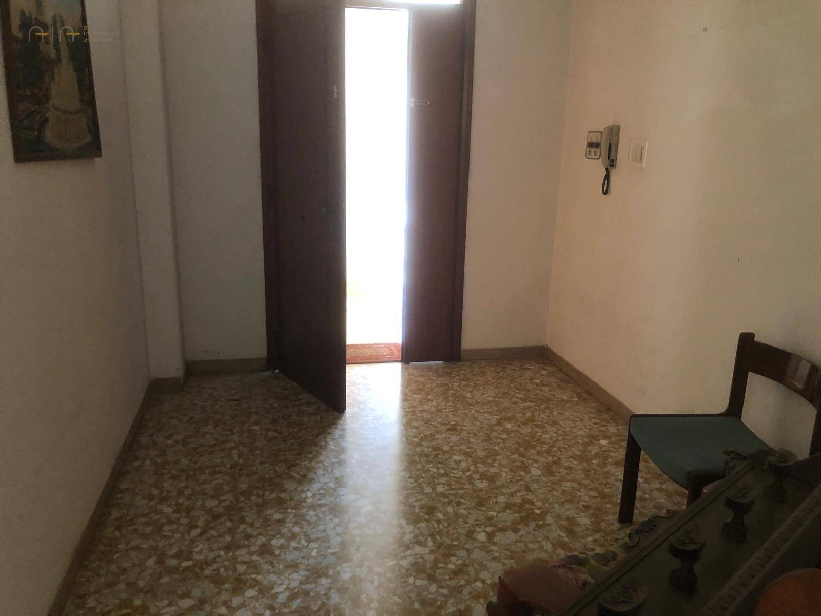 Appartamento in vendita a Comunanza, Centrale / Centro Storico