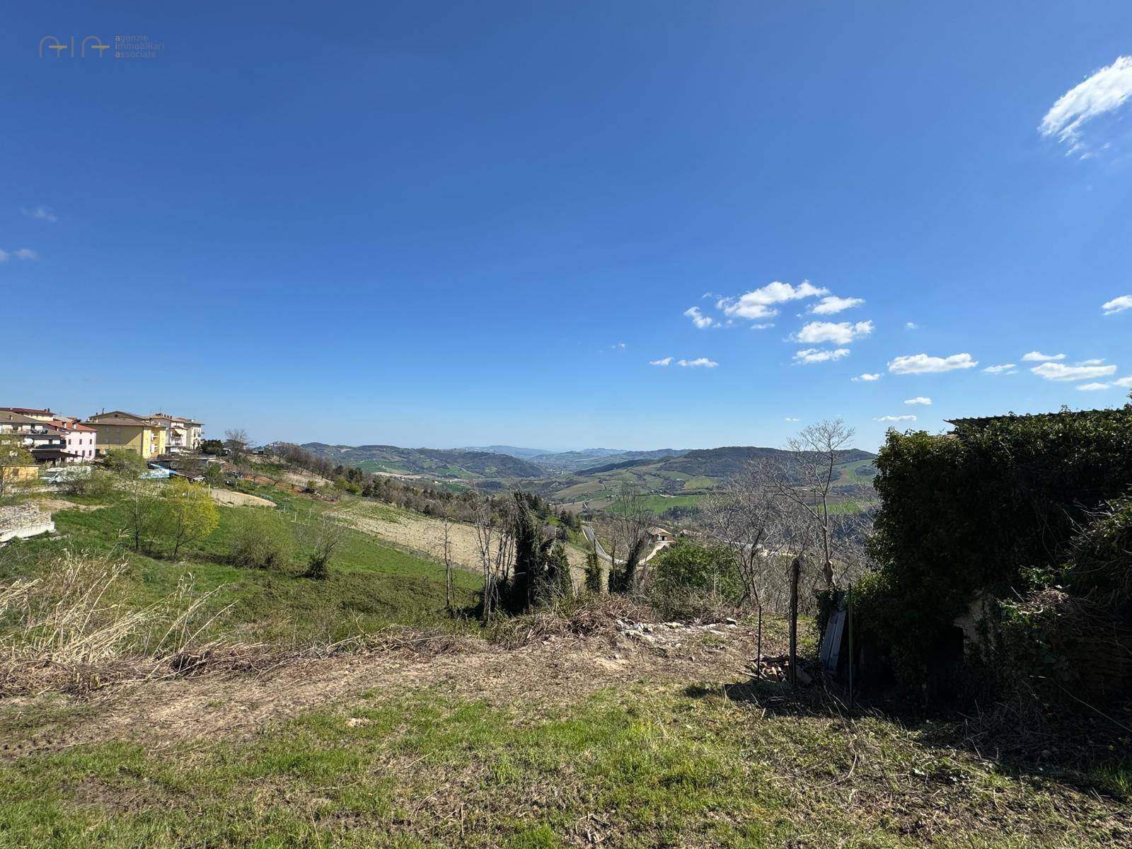 Casale Colonico Rustico in vendita a Force, Centrale / Centro Storico