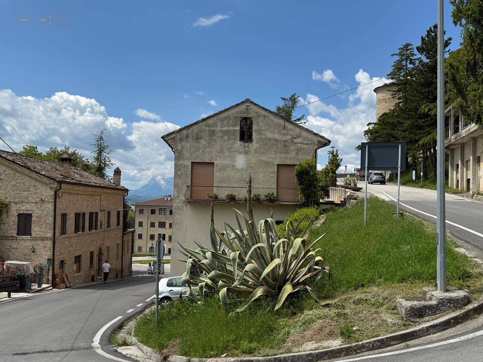 Casa cielo - terra in vendita a Montelparo, Centrale / Centro Storico