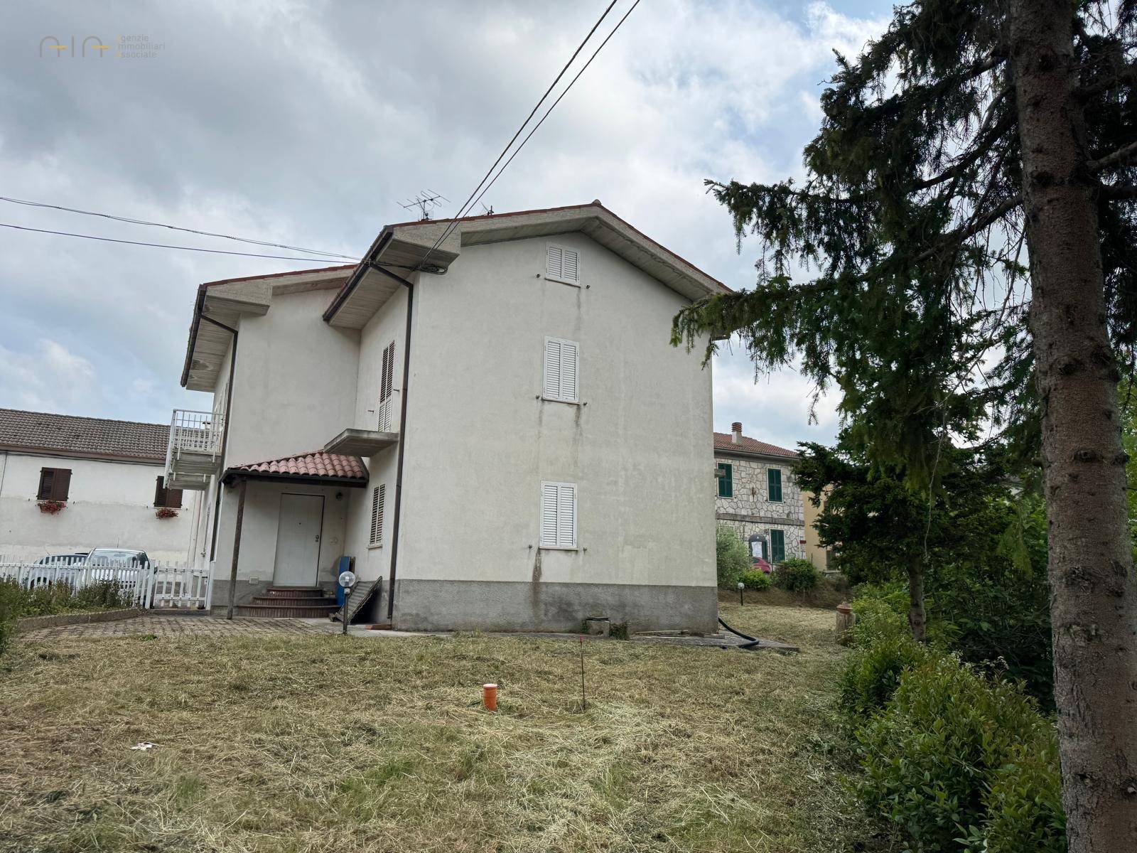 Casa cielo - terra in vendita a Comunanza, Montana