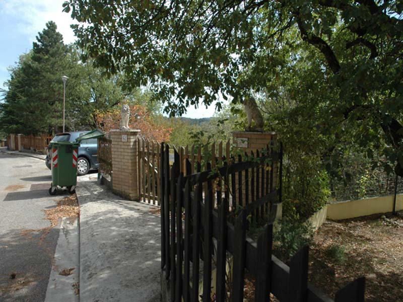 Villino a schiera / bifamiliare in vendita a Montefortino, Montana