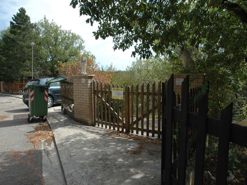 Villino a schiera / bifamiliare in vendita a Montefortino, Montana