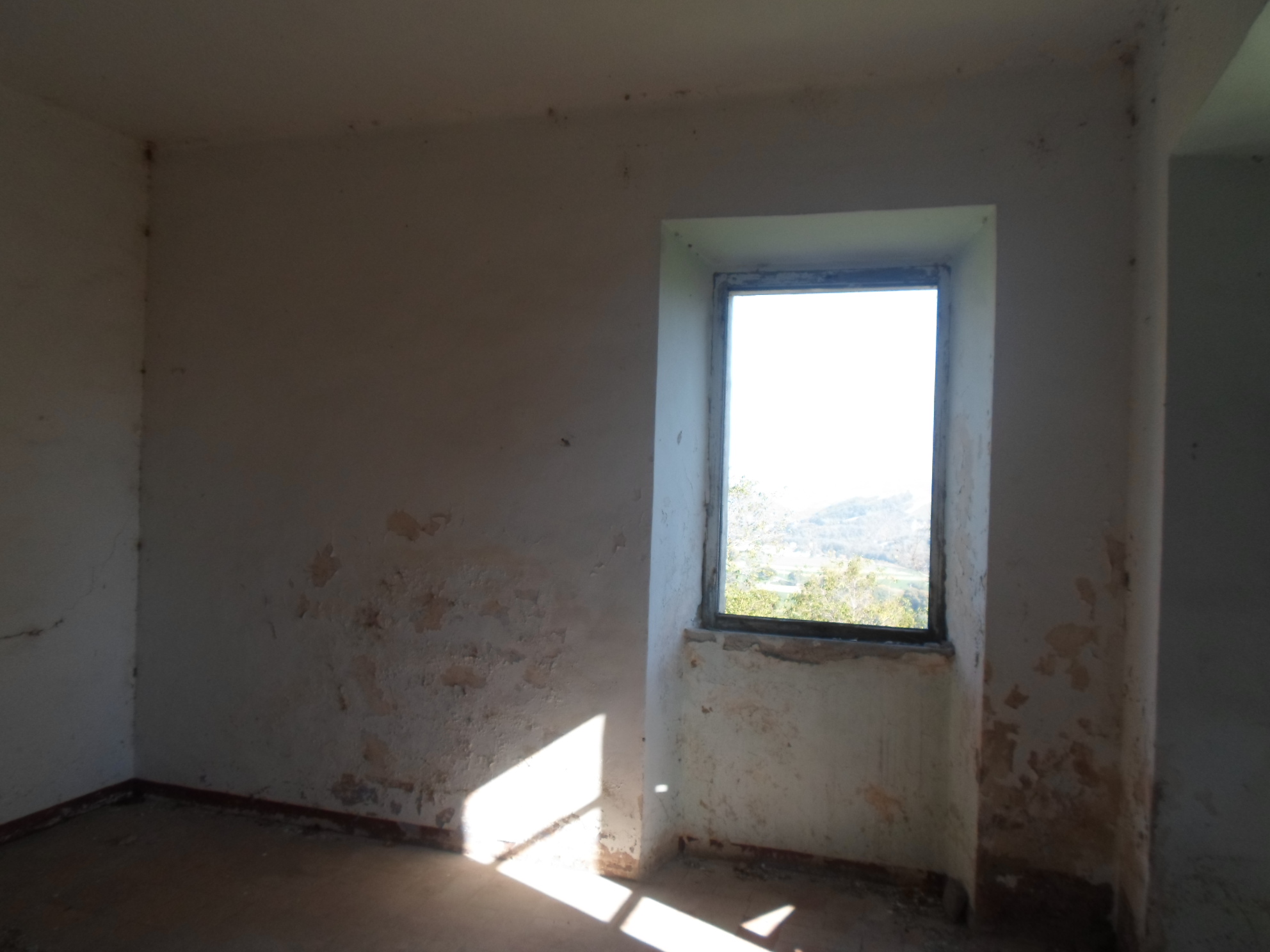 Casale Colonico Rustico in vendita a Montefalcone Appennino, Collinare