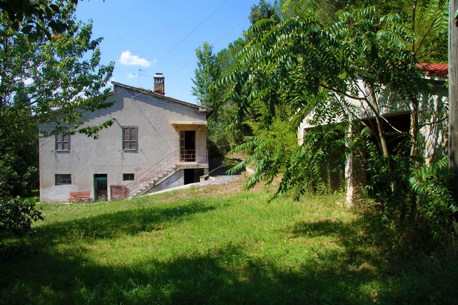 Casale Colonico Rustico in vendita a San Ginesio