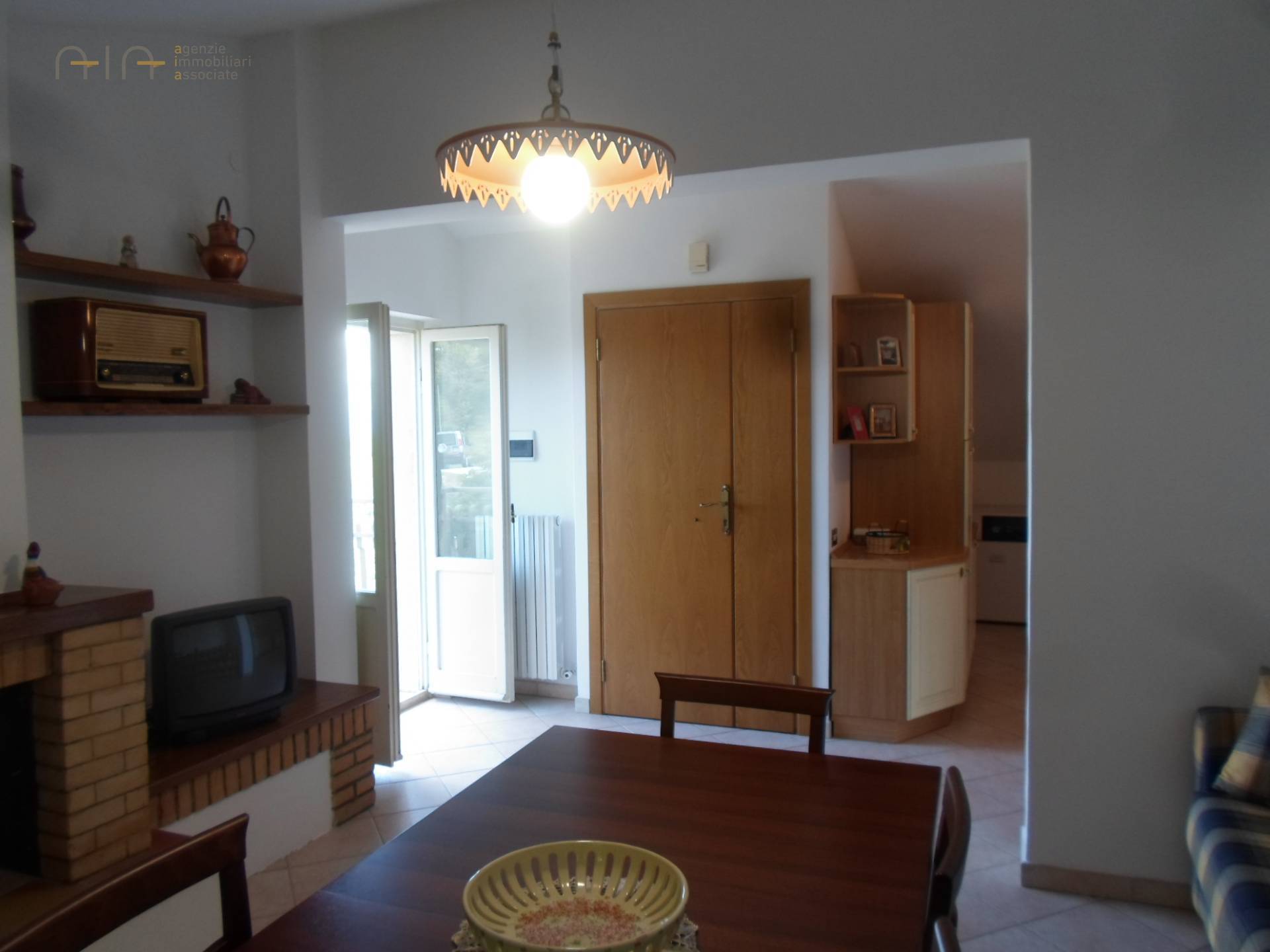 Appartamento in vendita a Roccafluvione, Collinare