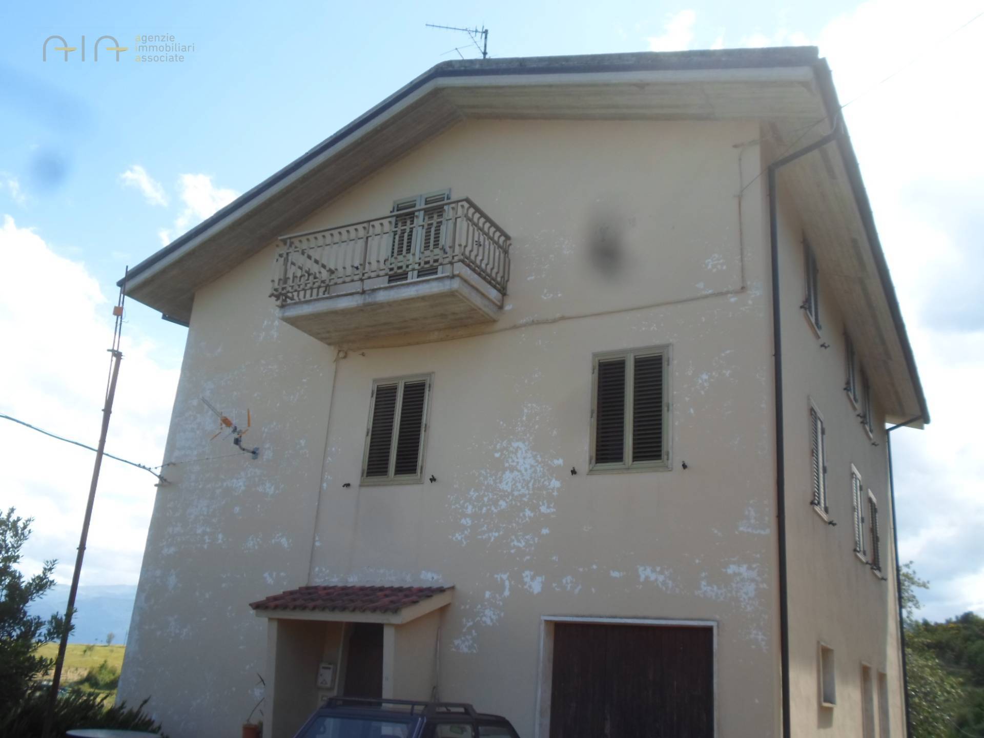 Appartamento in vendita a Roccafluvione, Collinare