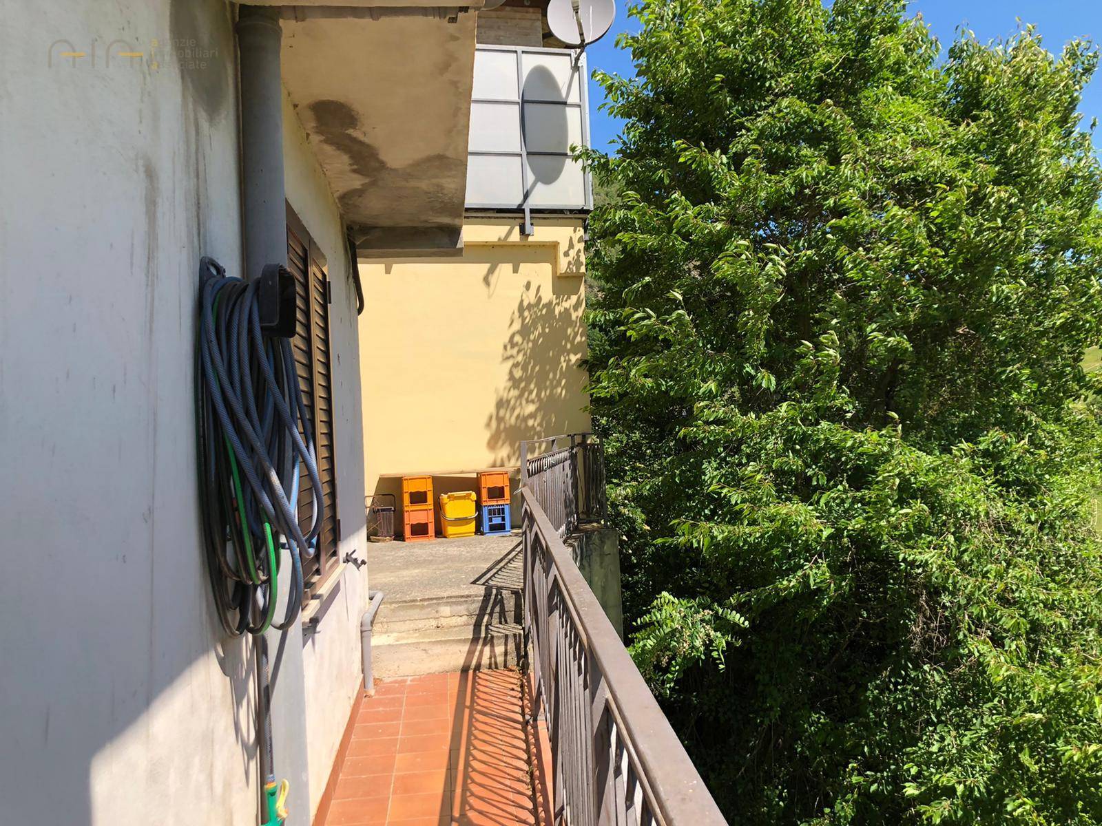 Casa cielo - terra in vendita a Roccafluvione, Centrale / Centro Storico